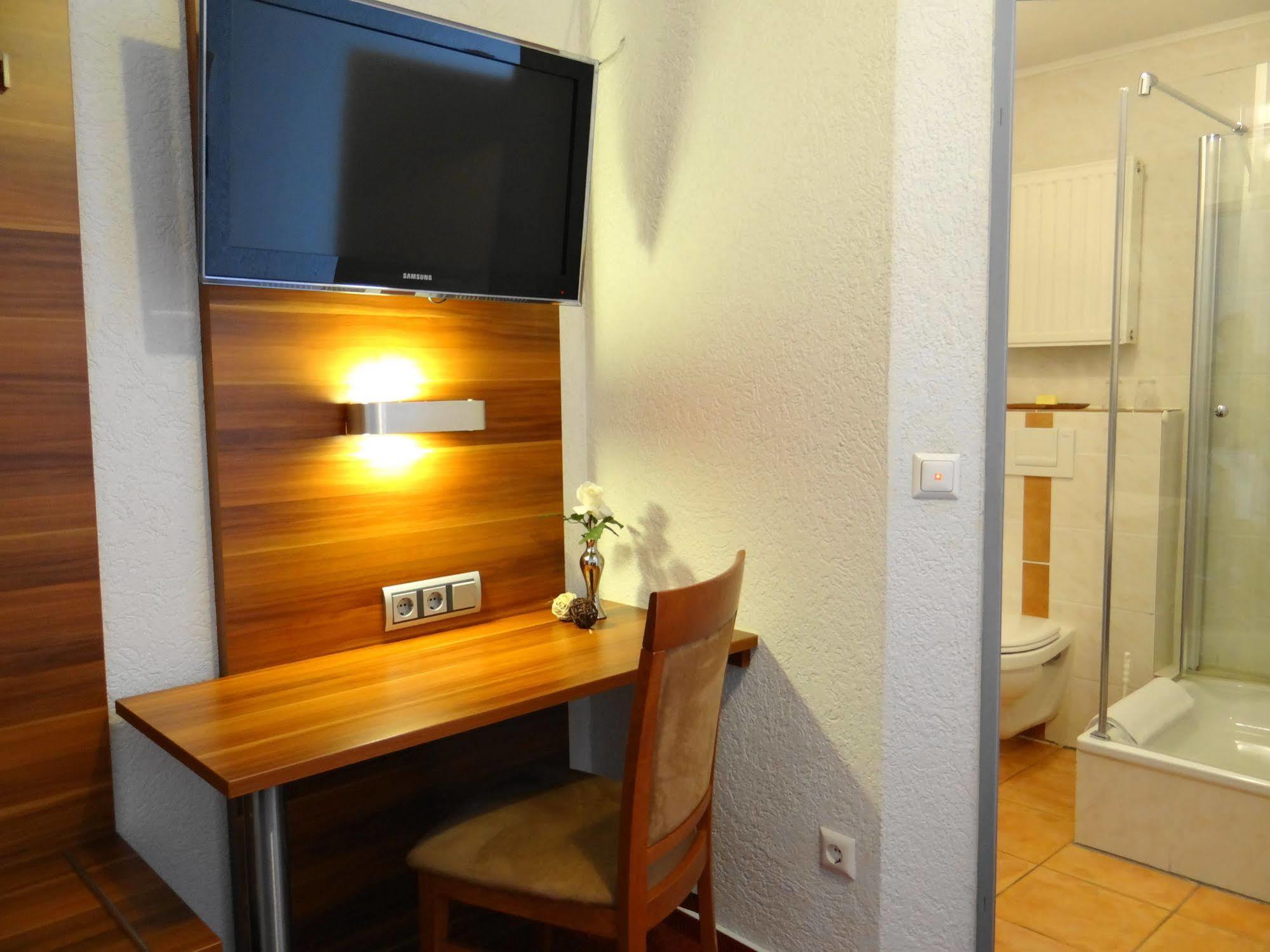 Hotel Schuetzenhof Spa Garden Bürstadt Eksteriør bilde